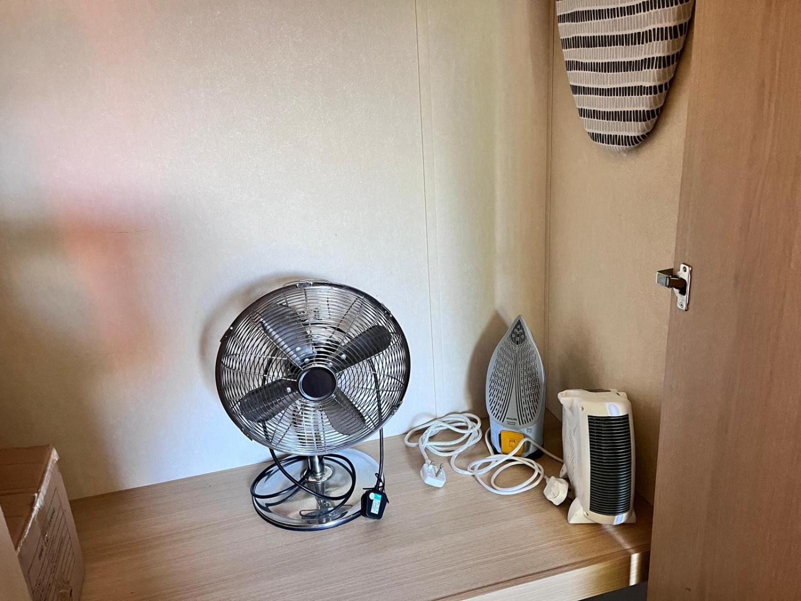 Van Number 123 Beautiful Caravan Sleeps 4 Aberystwyth Exterior foto